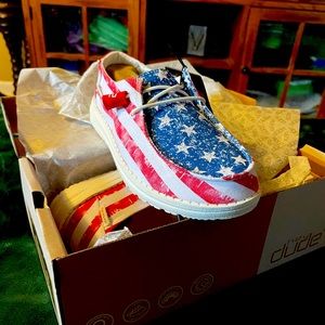 Hey dudes, patriotic, star spangled!